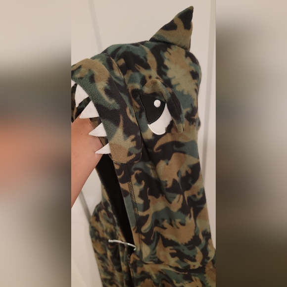 Adult Dinosaur PJS/ New - Picture 5 of 7